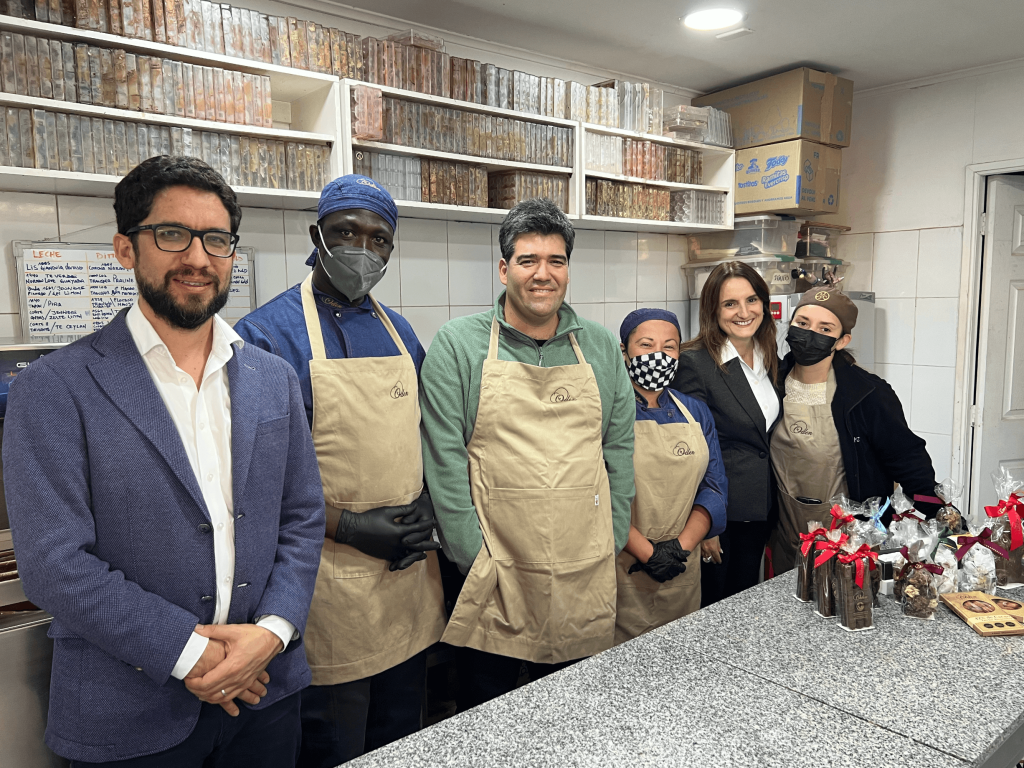 Ley de 40 horas debuta en programa de apoyo a pymes