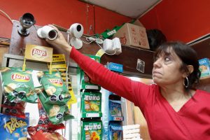 Implementan 100 medidas para reforzar la seguridad en barrios comerciales del país