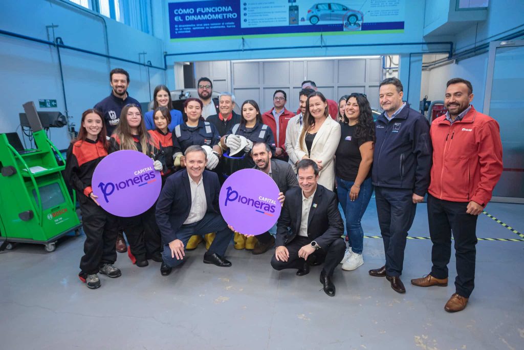 Sercotec lanza fondo para que mujeres creen empresas en rubros con mayor presencia de hombres