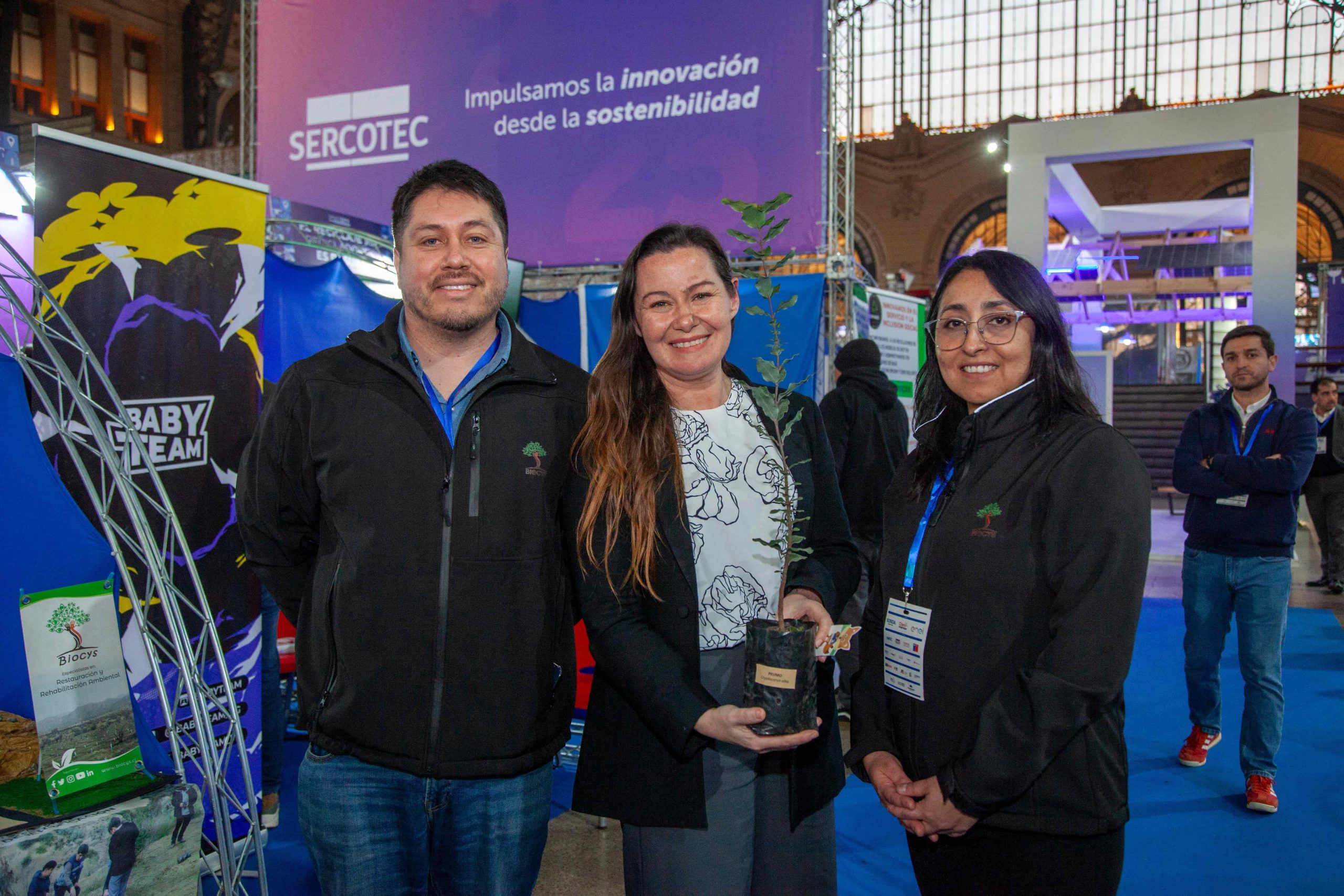 Desde drones fumigadores hasta pulseras que salvan vidas: las innovadoras pymes que estuvieron presentes en Expo Smart City 2025