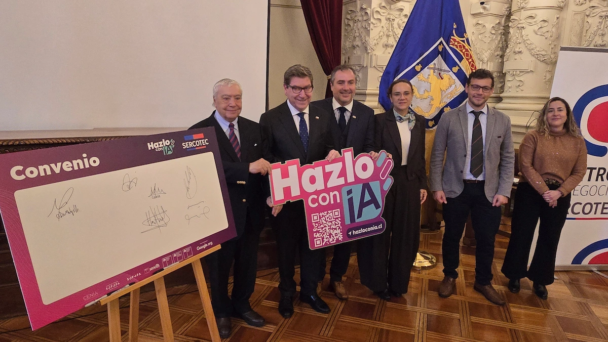 Programa Hazlo con IA llega a Sercotec para acercar  el uso de la Inteligencia Artificial a las pymes